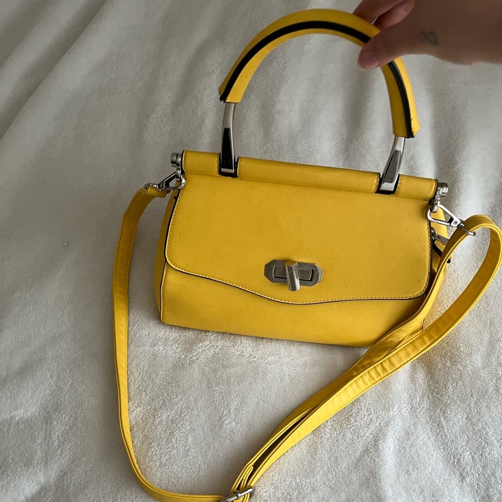 Yellow Handbag with Silver Accents - Picture 1 of 3